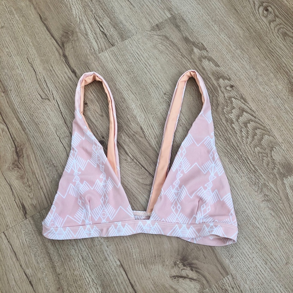 NWOT Bikini Top